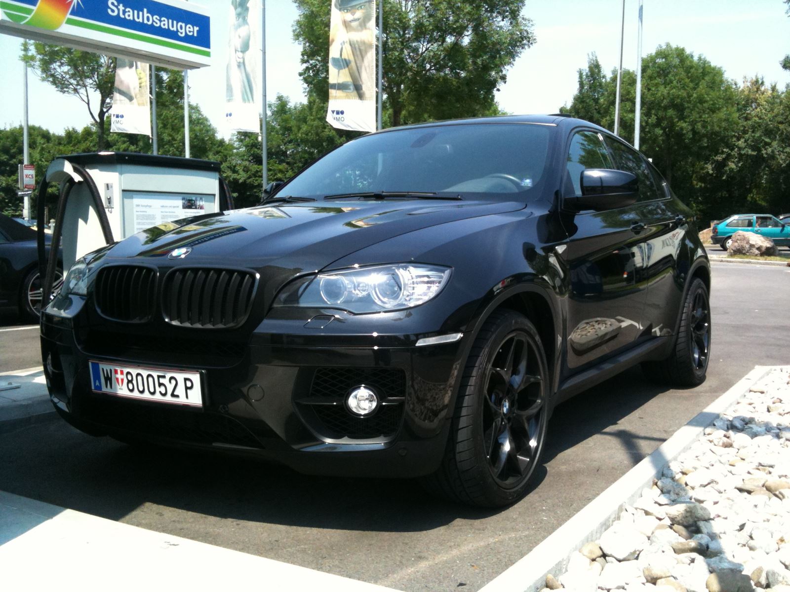 BMWe7